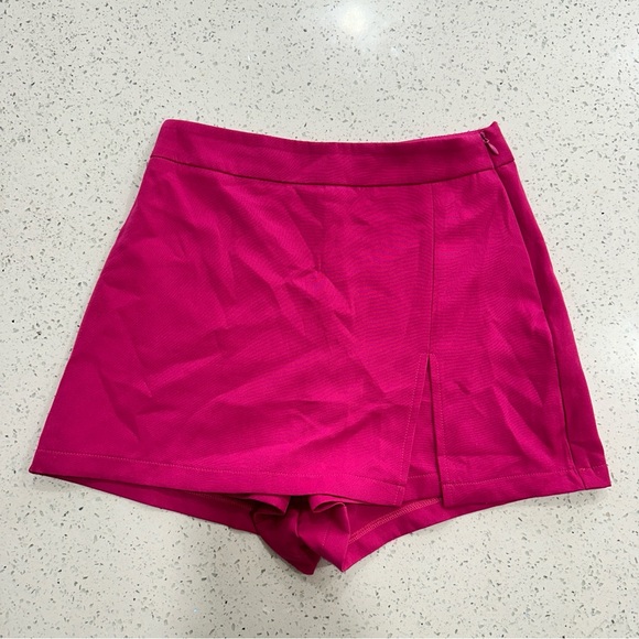 Lulus Adoring Style Fuchsia High-Waisted Skort sz XS - Picture 2 of 10